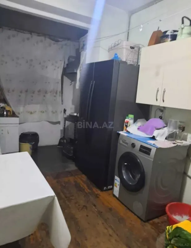 Satılır 4 otaqlı mənzil 100 m²