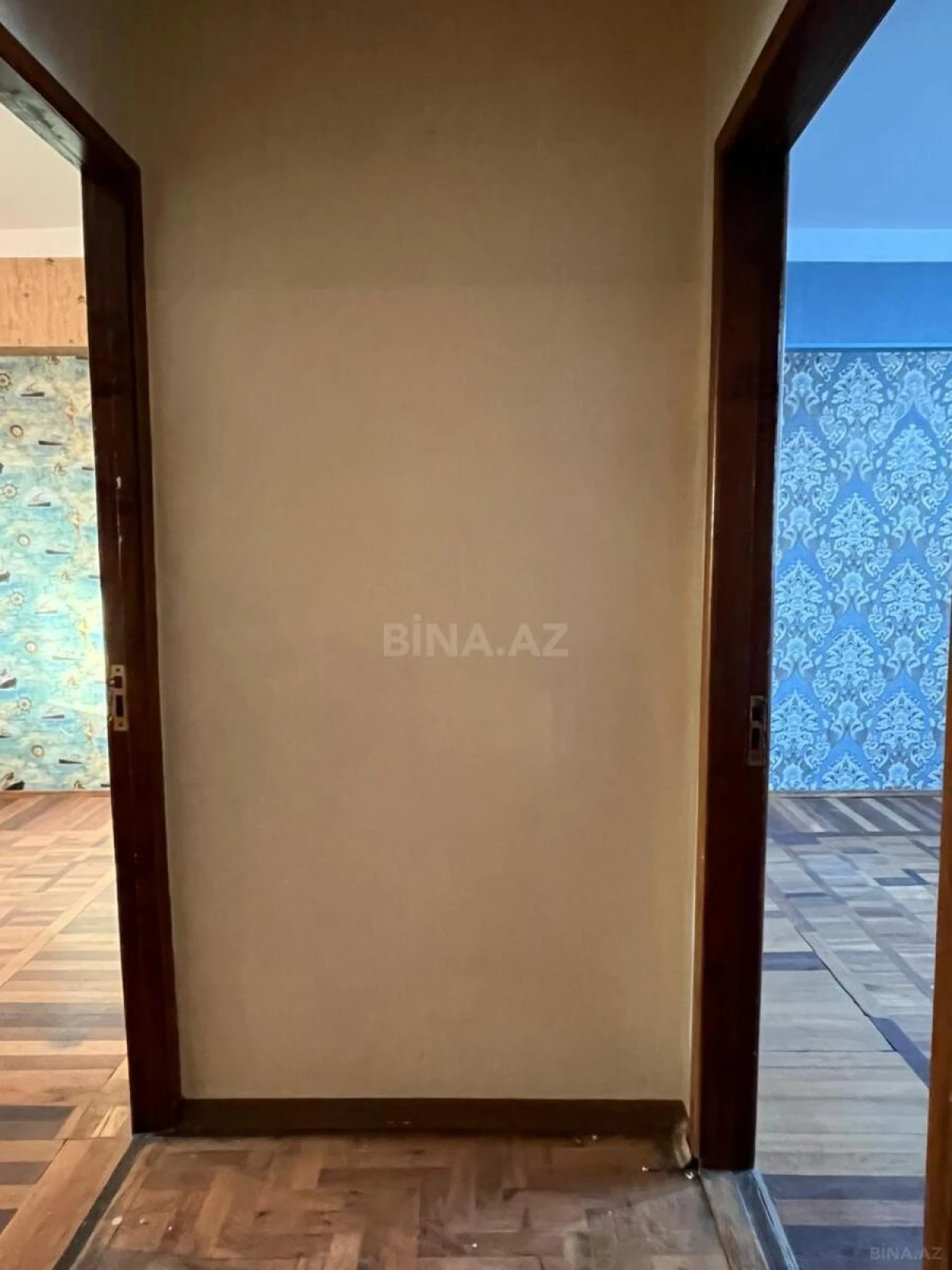 Satılır 4 otaqlı mənzil 110 m²
