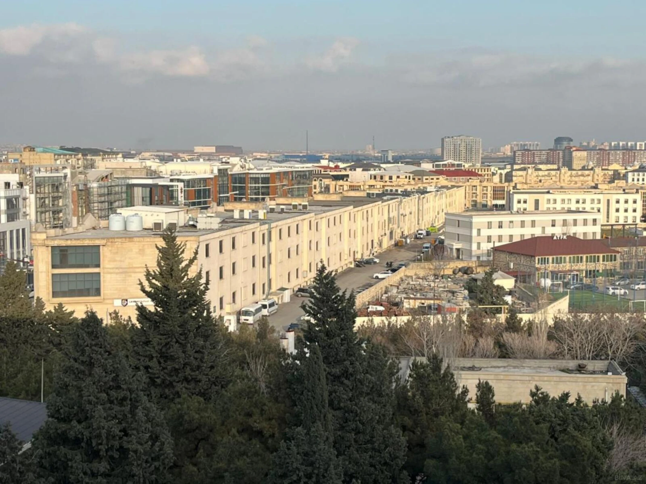 Satılır 4 otaqlı mənzil 110 m²