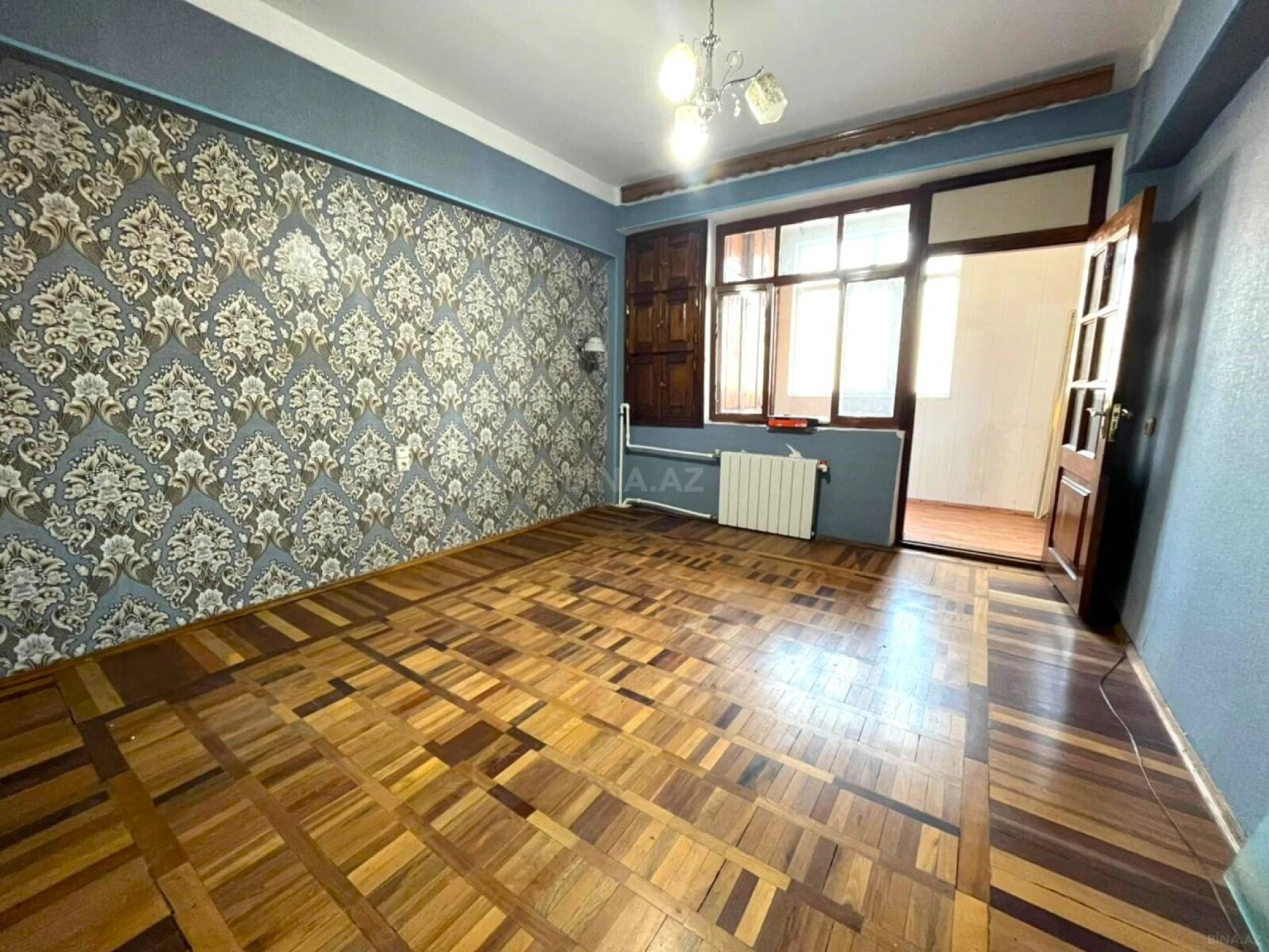 Satılır 4 otaqlı mənzil 110 m²