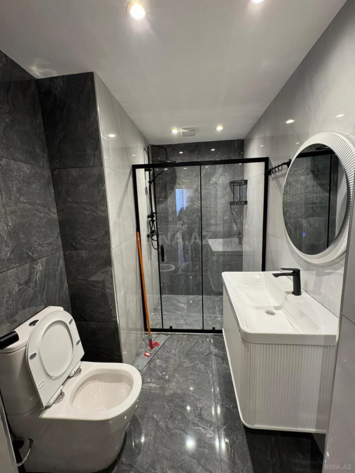 Satılır 3 otaqlı mənzil 103 m²