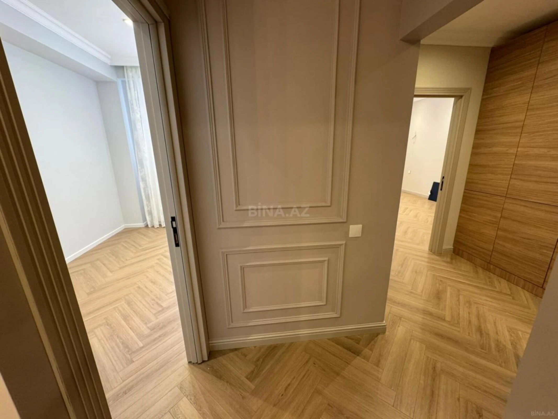 Satılır 3 otaqlı mənzil 103 m²