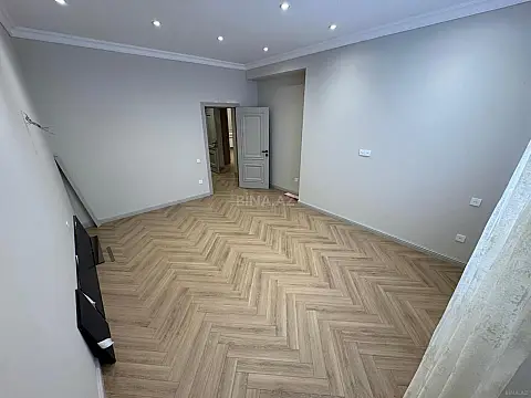 Satılır 3 otaqlı mənzil 103 m²
