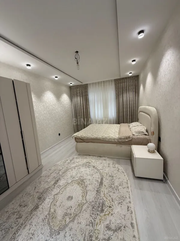 Satılır 2 otaqlı mənzil 70 m²