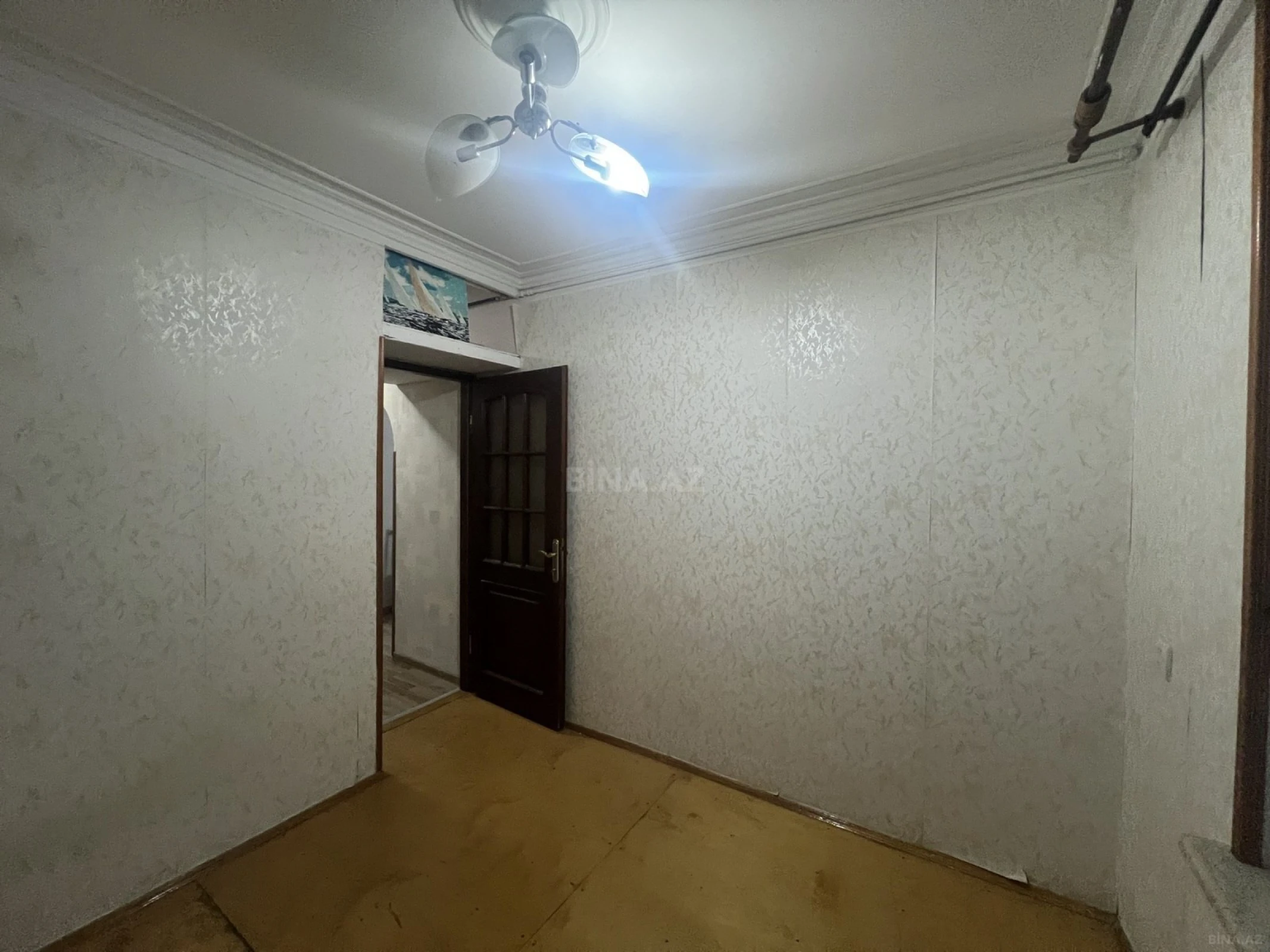 Satılır 2 otaqlı mənzil 33 m²