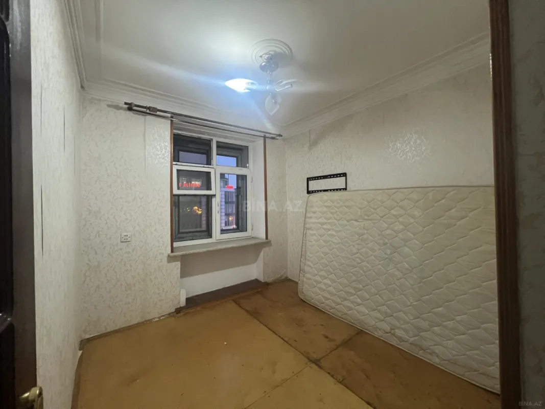 Satılır 2 otaqlı mənzil 33 m²