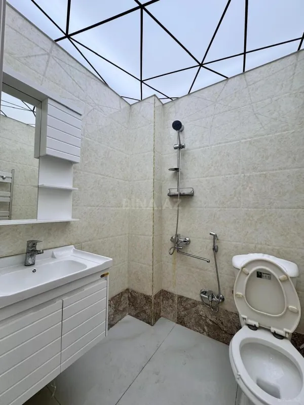 Satılır 2 otaqlı mənzil 75 m²