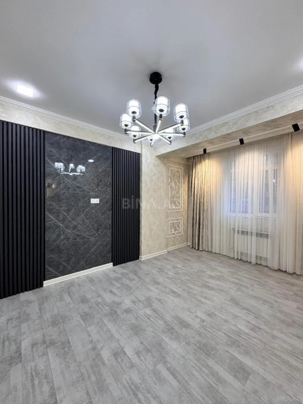 Satılır 2 otaqlı mənzil 75 m²
