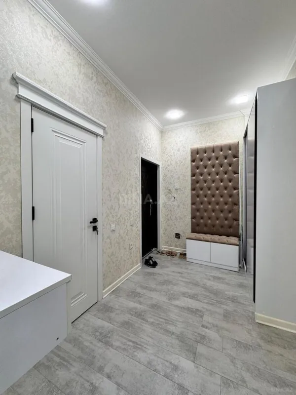 Satılır 2 otaqlı mənzil 75 m²