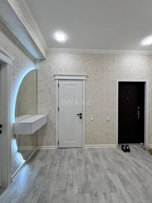 Satılır 2 otaqlı mənzil 75 m²