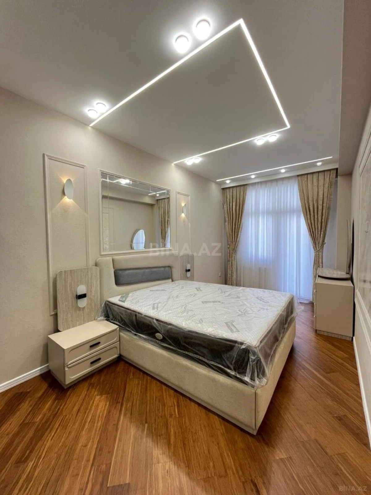 Satılır 2 otaqlı mənzil 68 m²