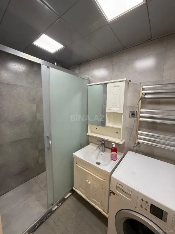 Satılır 2 otaqlı mənzil 65 m²