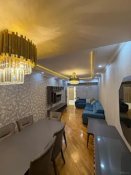 Satılır 2 otaqlı mənzil 65 m²
