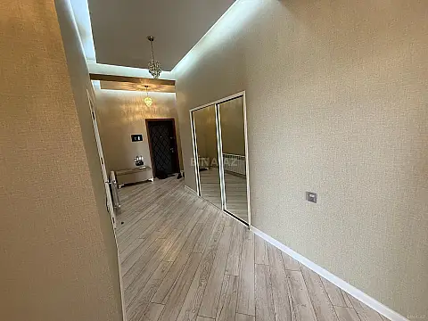 Kirayə verilir 3 otaqlı mənzil 120 m²