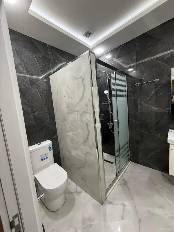 Kirayə verilir 3 otaqlı mənzil 120 m²