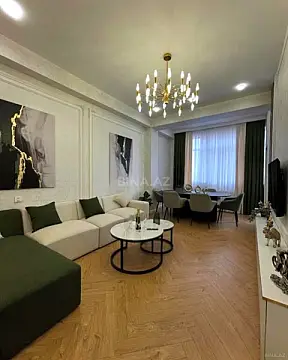 Kirayə verilir 2 otaqlı mənzil 77 m² — Bakı 2 otaq 77.00 m²