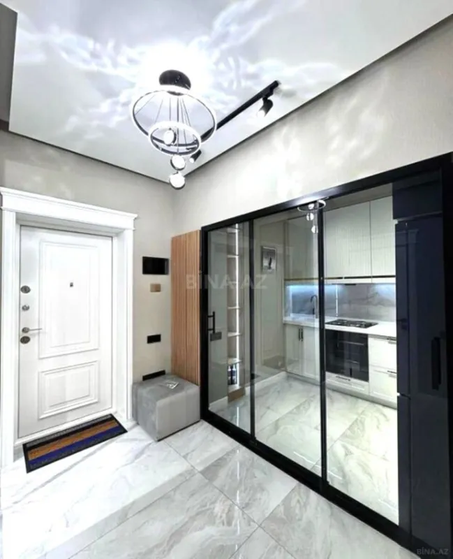 Kirayə verilir 2 otaqlı mənzil 77 m²