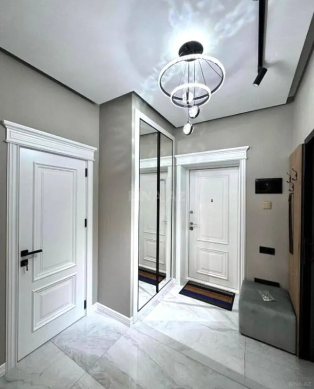 Kirayə verilir 2 otaqlı mənzil 77 m²