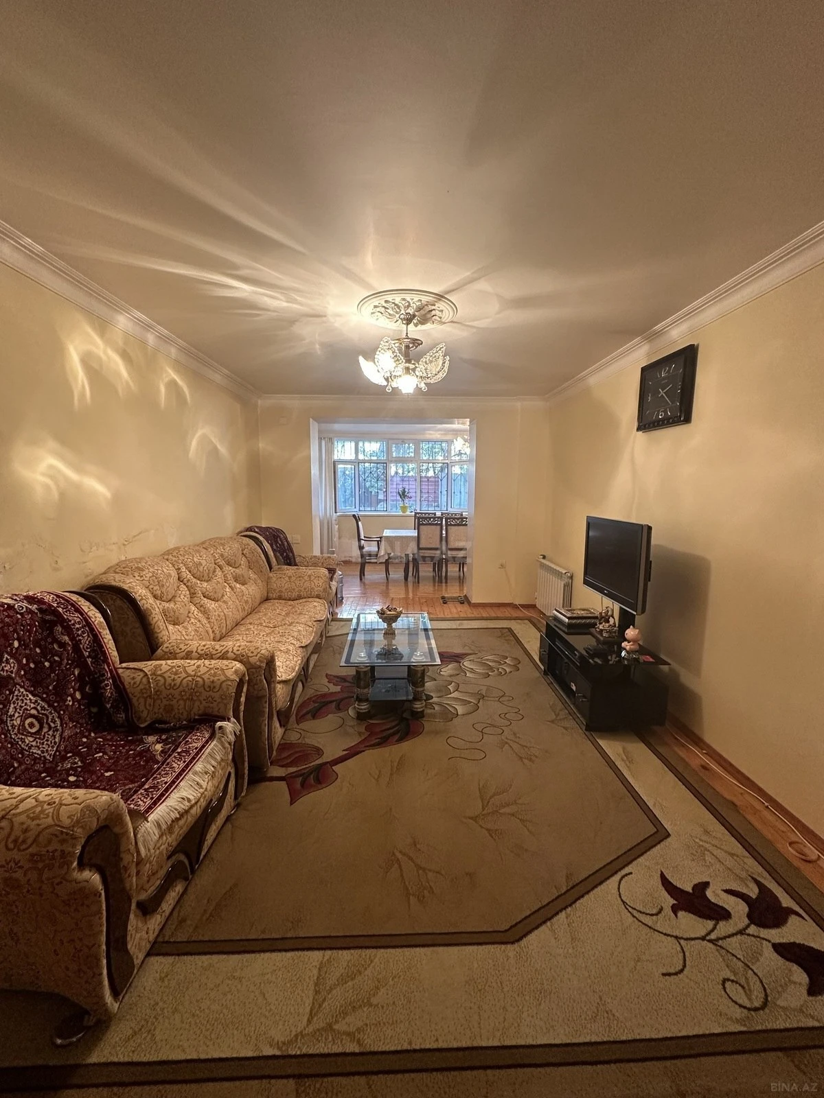 Satılır 6 otaqlı mənzil 150 m²