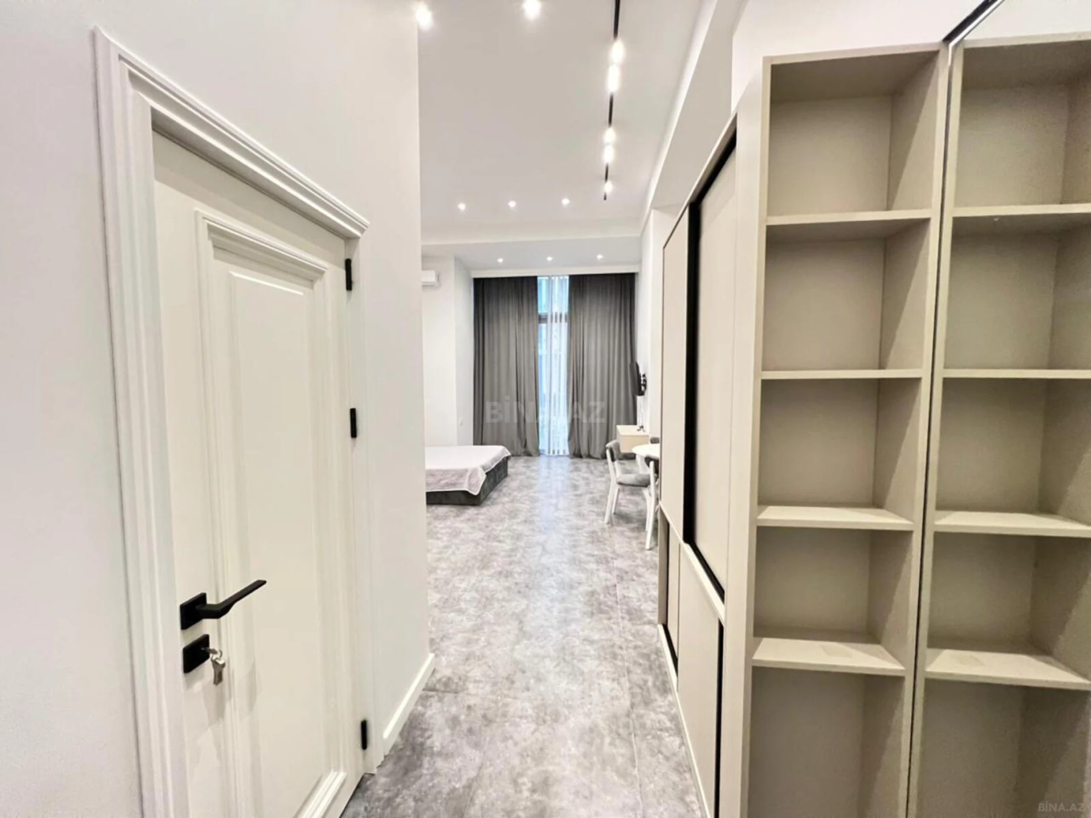 Satılır 1 otaqlı mənzil 58 m²