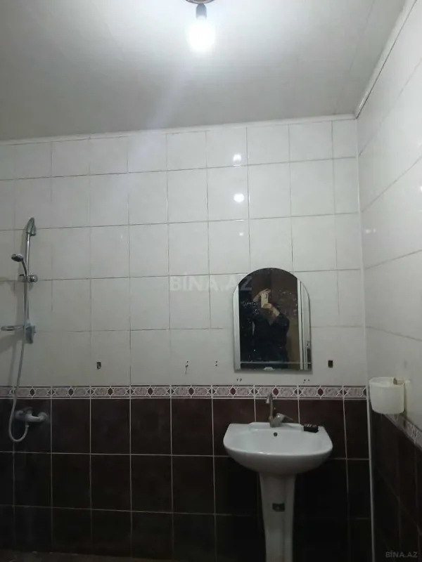 Kirayə verilir 3 otaqlı mənzil 130 m²