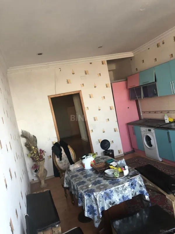 Kirayə verilir 3 otaqlı mənzil 130 m²