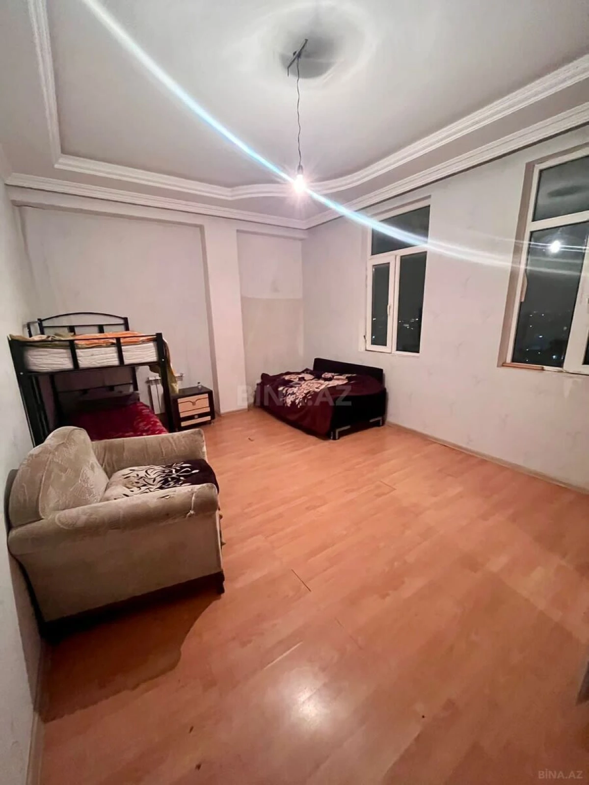 Kirayə verilir 3 otaqlı mənzil 130 m²