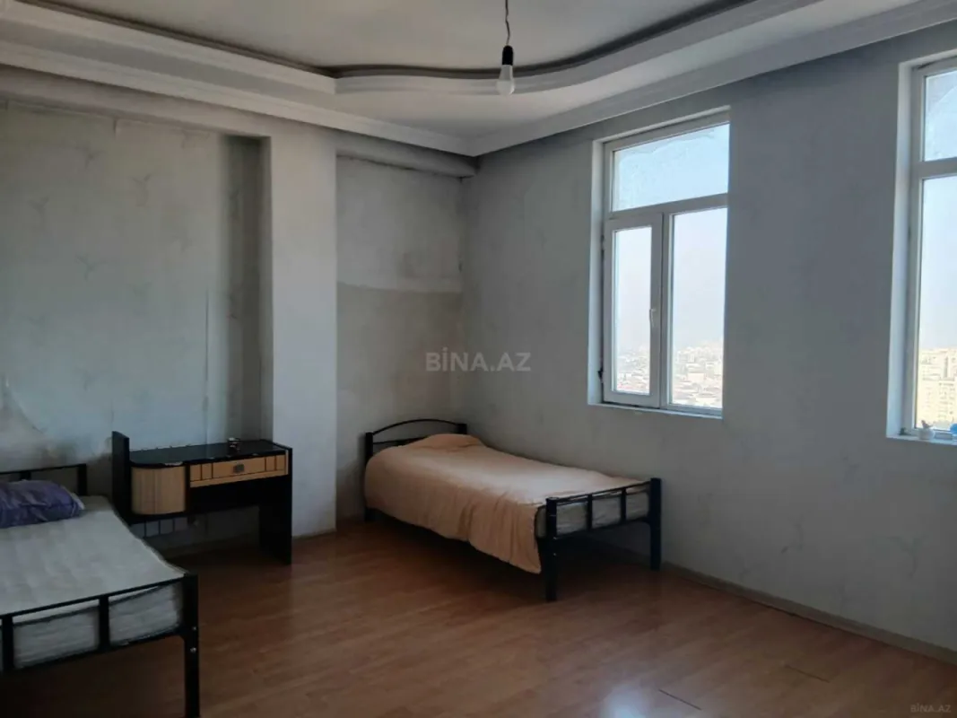 Kirayə verilir 3 otaqlı mənzil 130 m²
