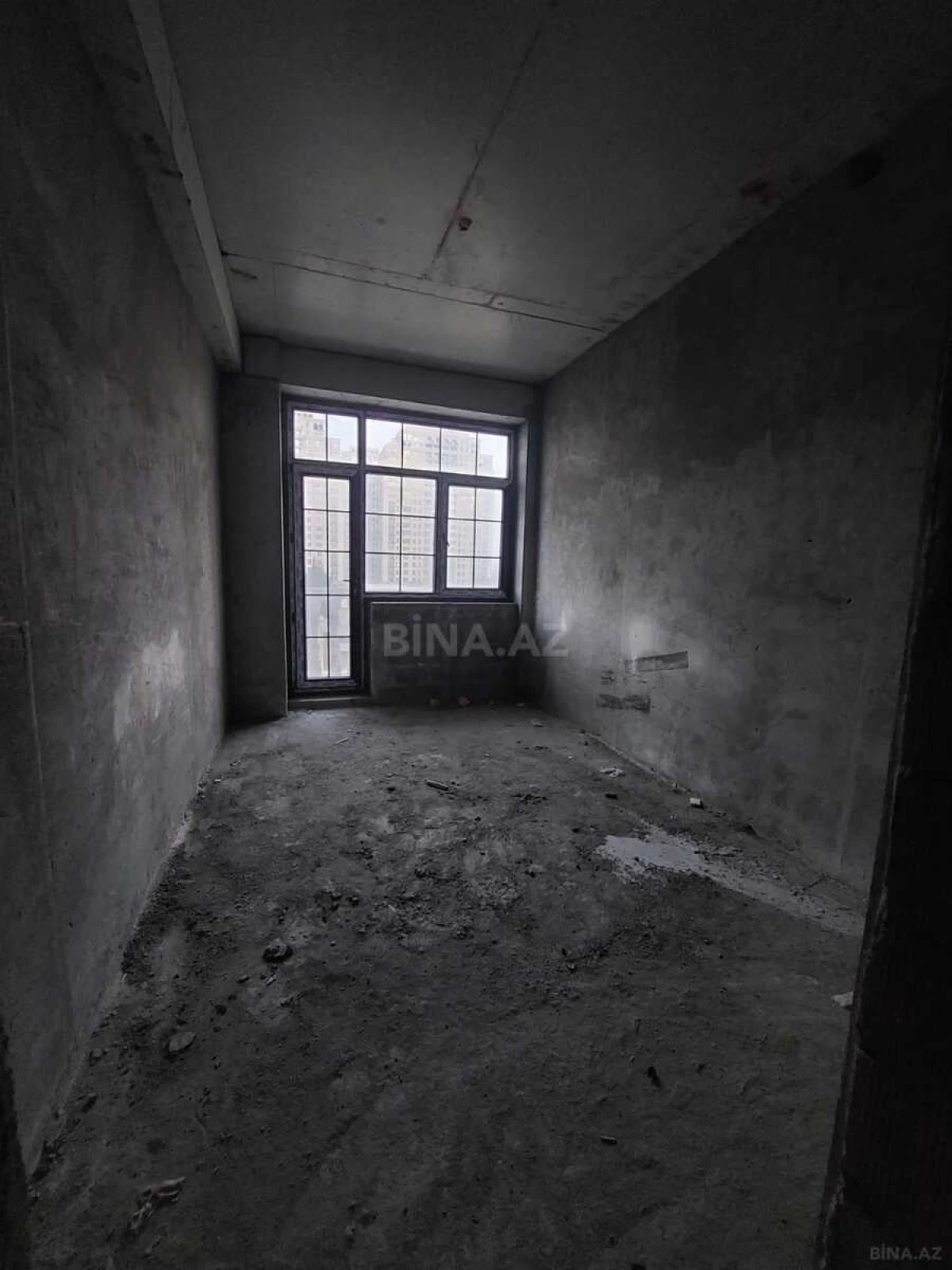 Satılır 2 otaqlı mənzil 120 m²