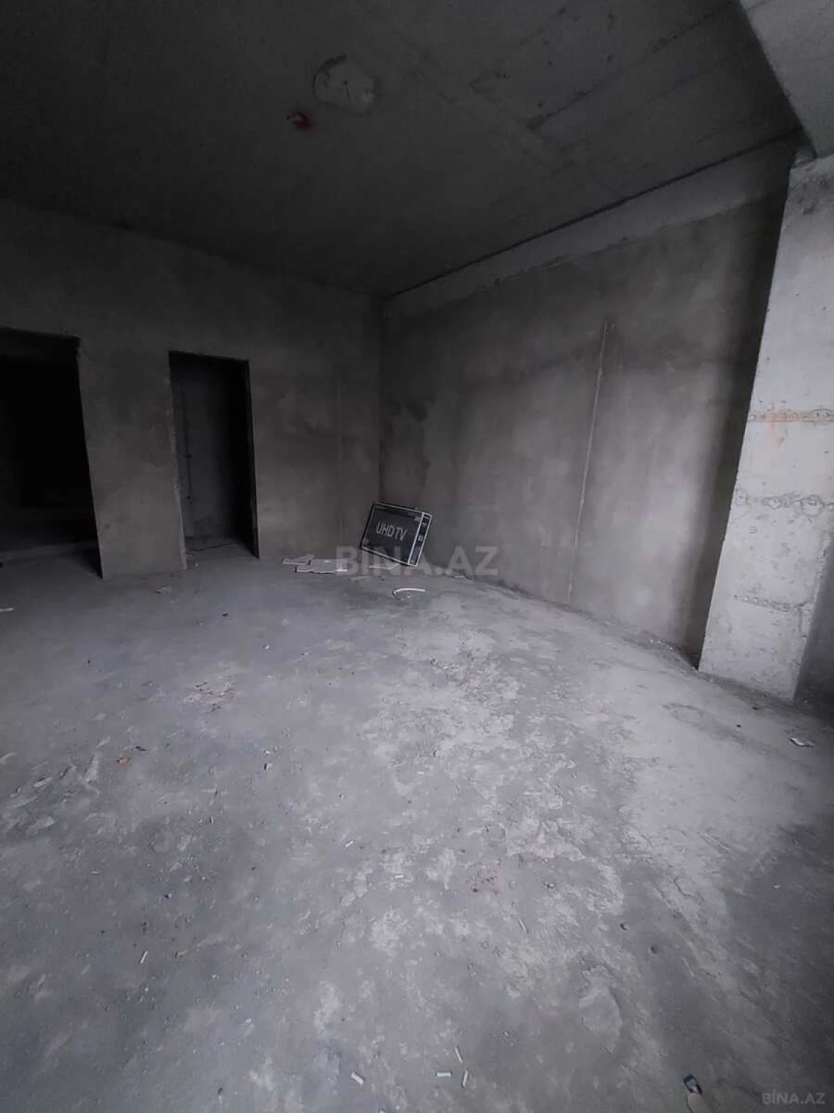 Satılır 2 otaqlı mənzil 120 m²