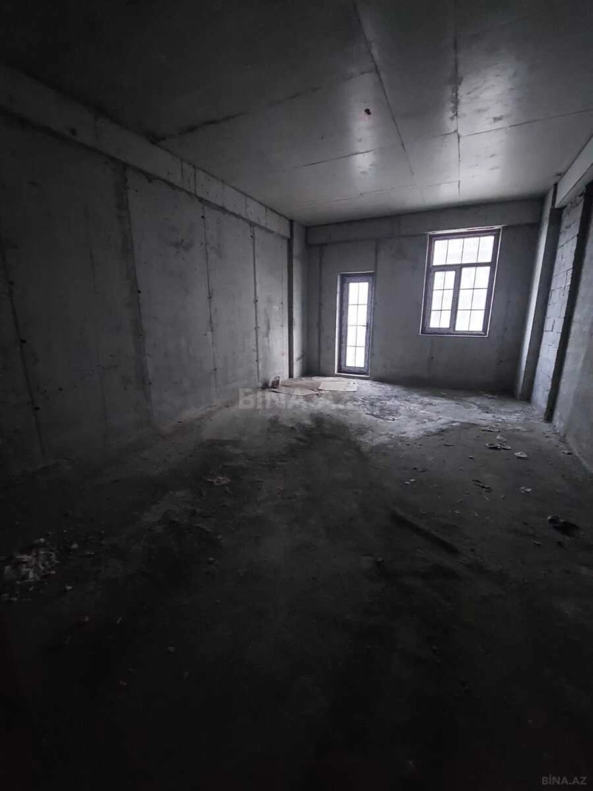 Satılır 2 otaqlı mənzil 120 m²