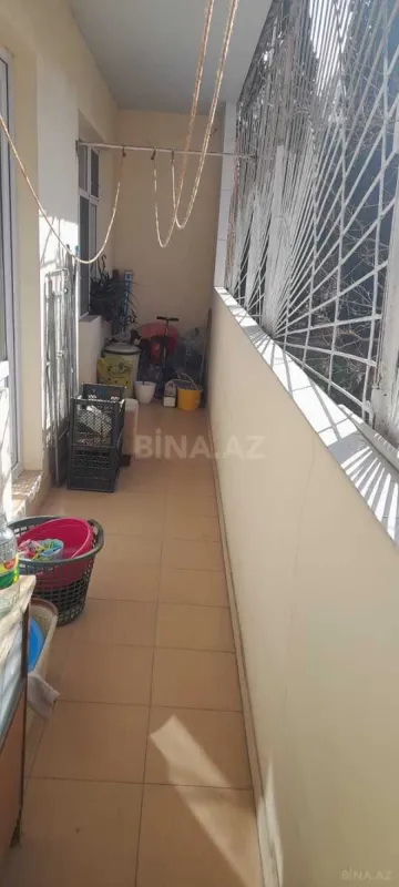 Satılır 5 otaqlı mənzil 120 m²