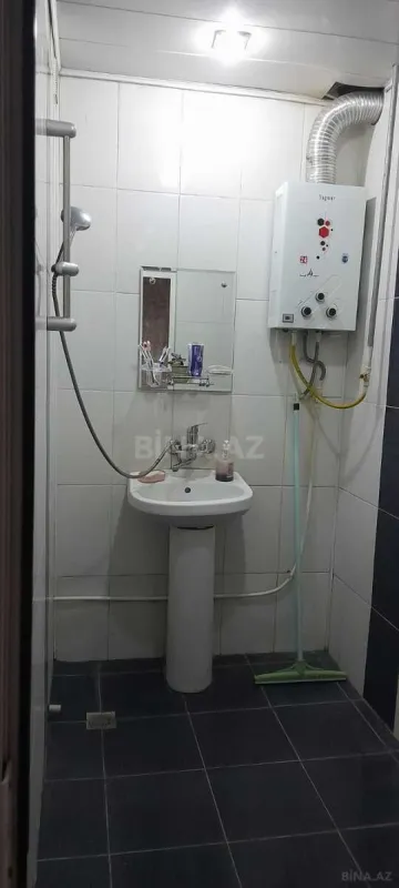 Satılır 5 otaqlı mənzil 120 m²