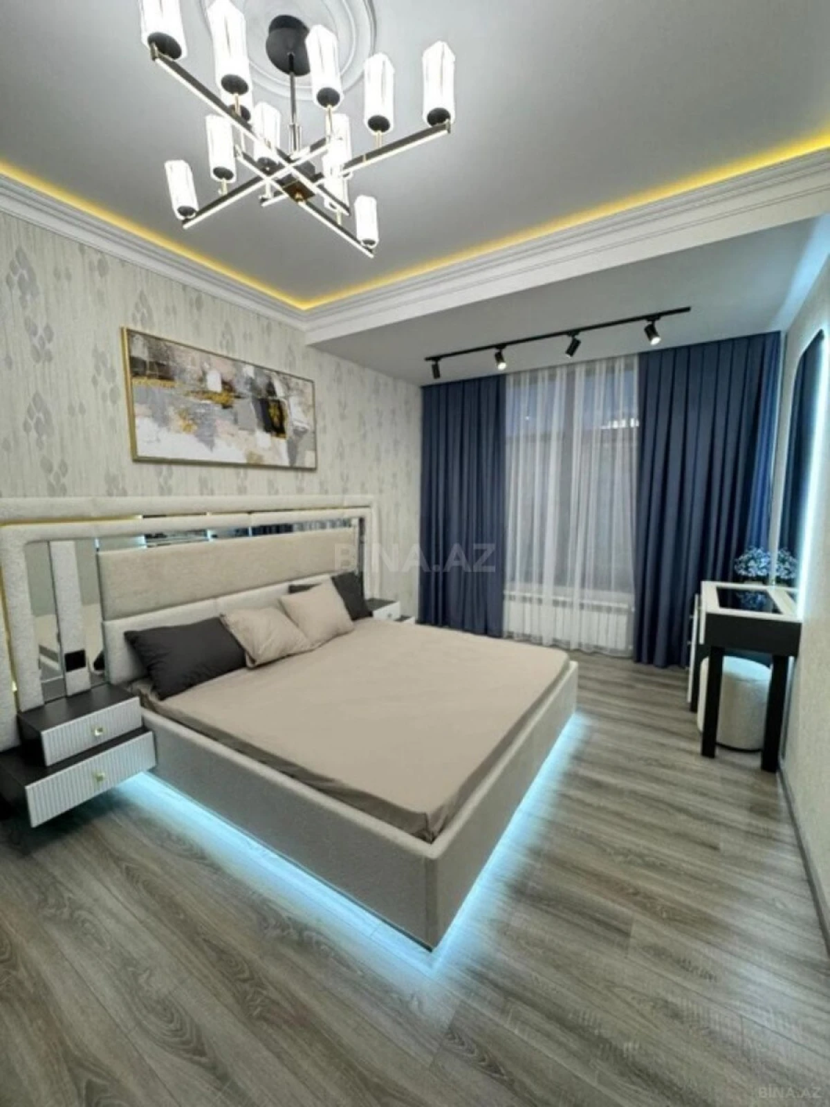 Satılır 2 otaqlı mənzil 85 m²