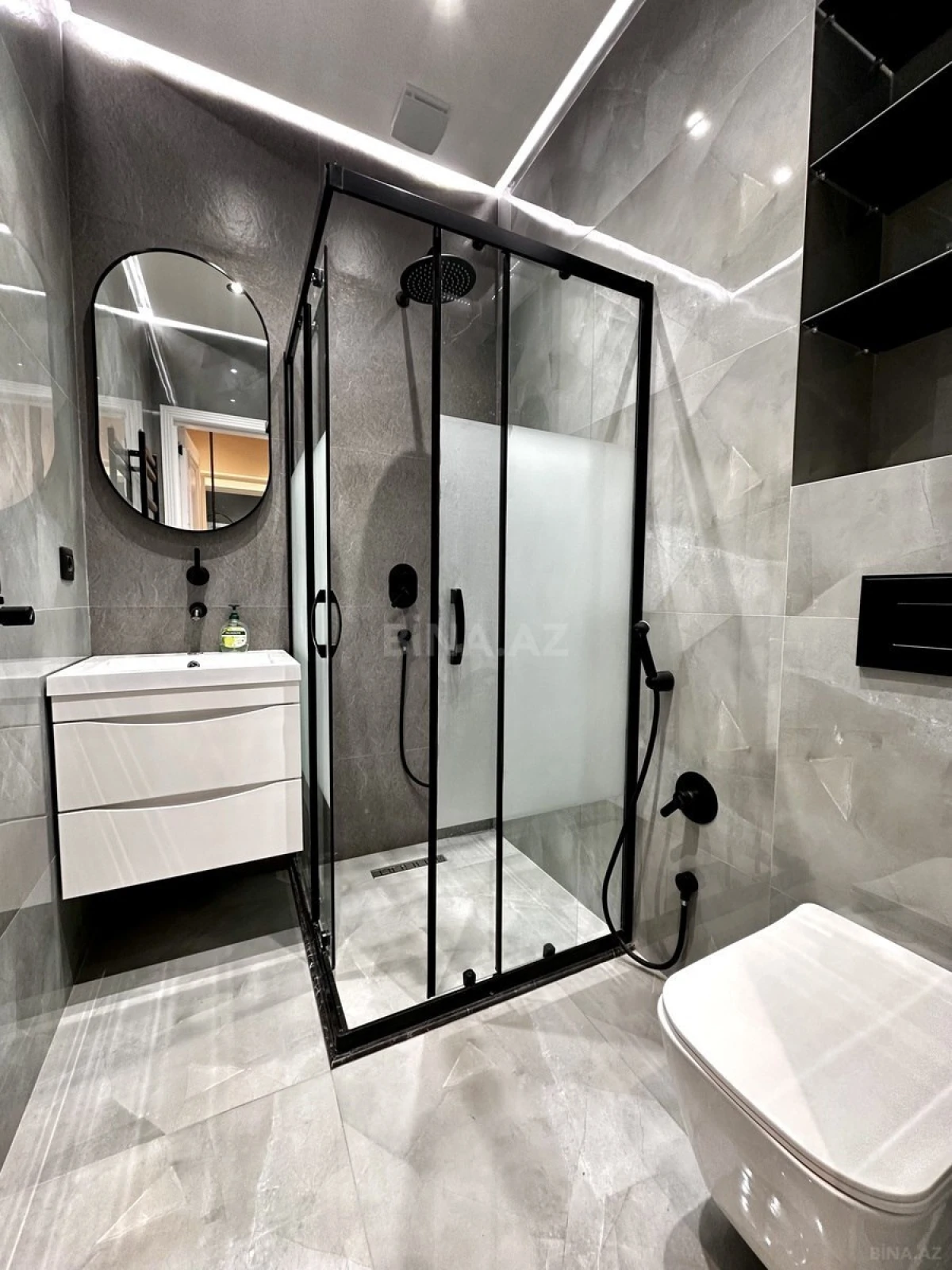 Satılır 2 otaqlı mənzil 55 m²