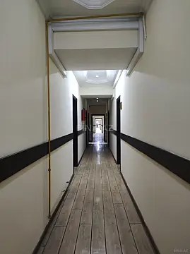 Kirayə verilir 20 otaqlı ofis 640 m²