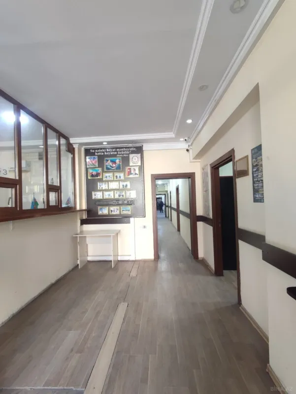 Kirayə verilir 20 otaqlı ofis 640 m²