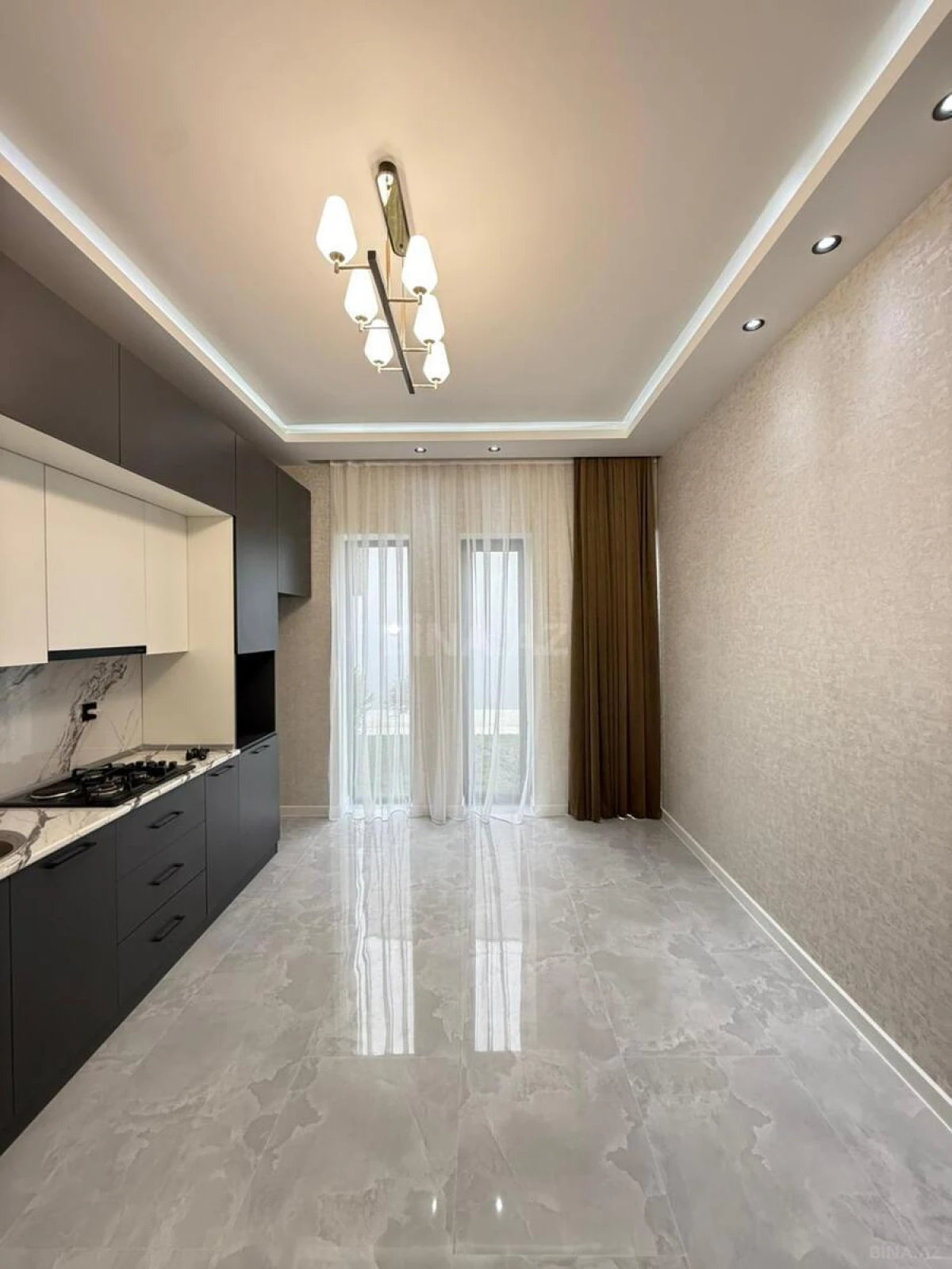 Satılır 4 otaqlı həyət evi 160 m²