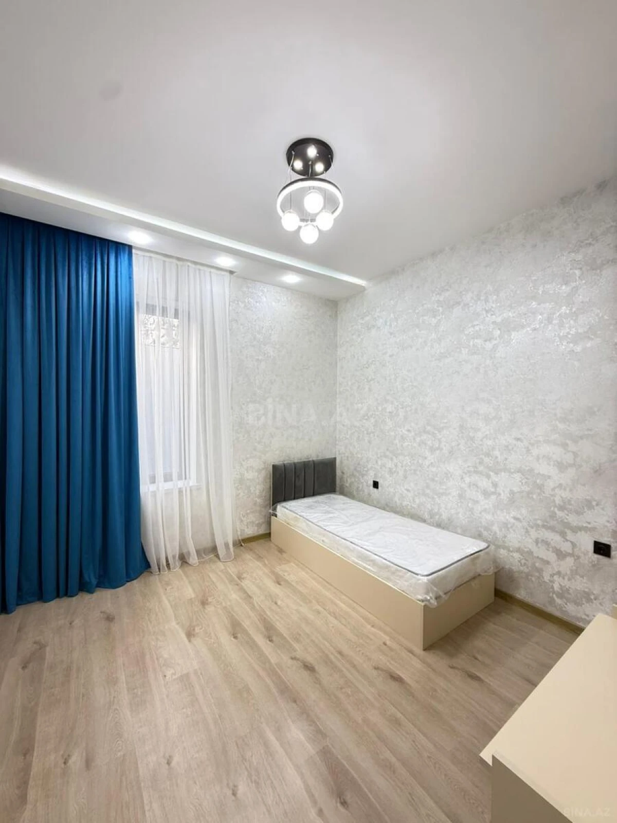 Satılır 4 otaqlı həyət evi 160 m²