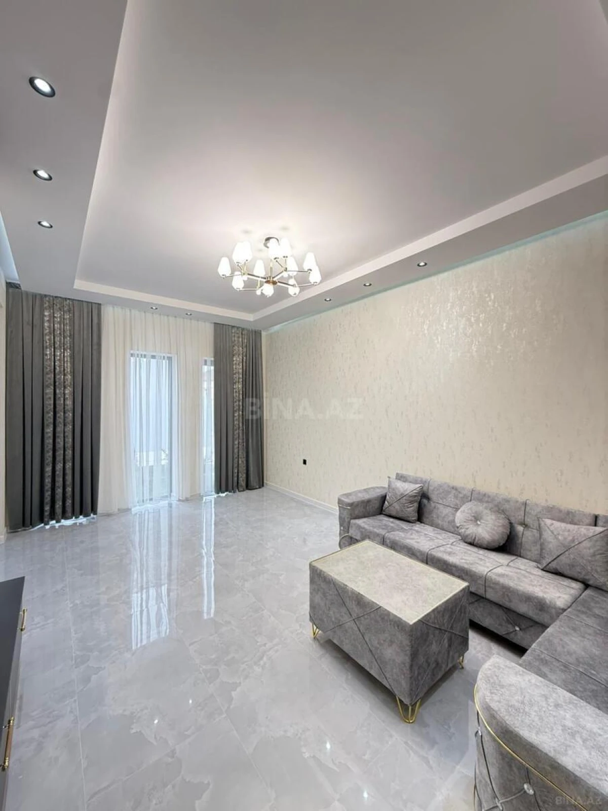 Satılır 4 otaqlı həyət evi 160 m²