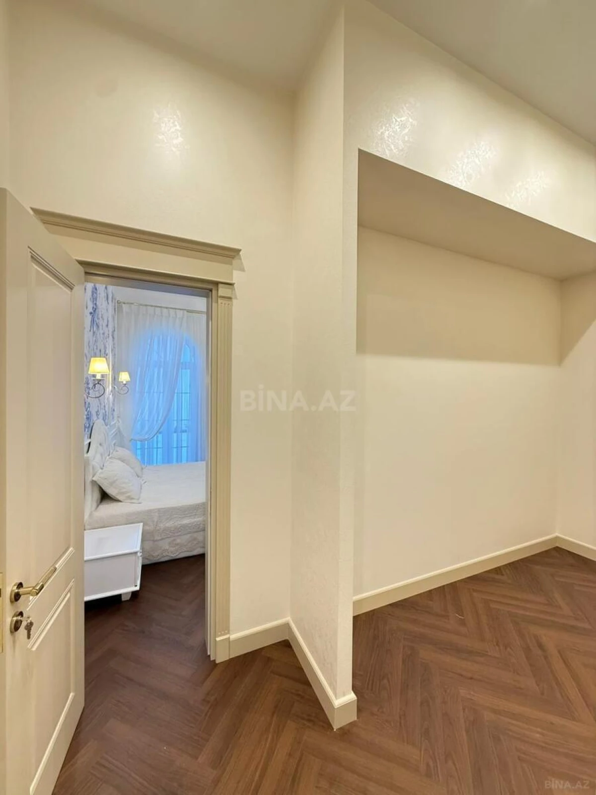 Satılır 4 otaqlı həyət evi 130 m²