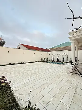Satılır 4 otaqlı həyət evi 130 m²