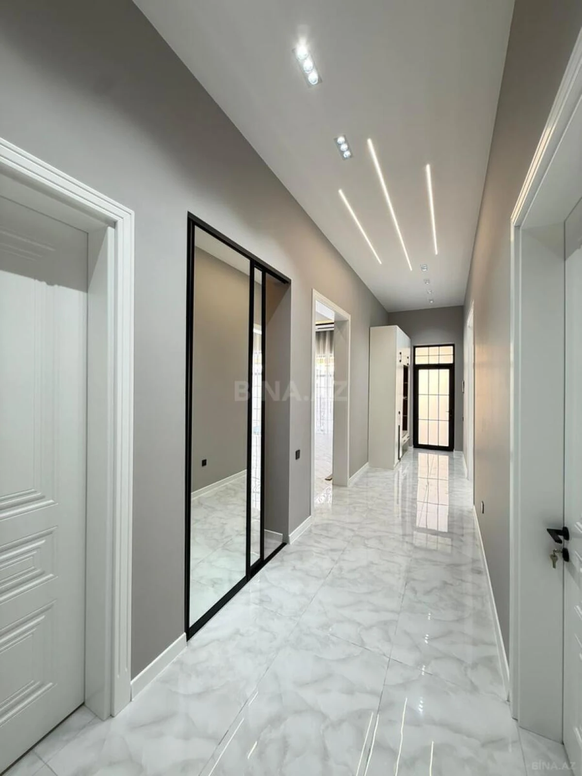 Satılır 4 otaqlı həyət evi 160 m²