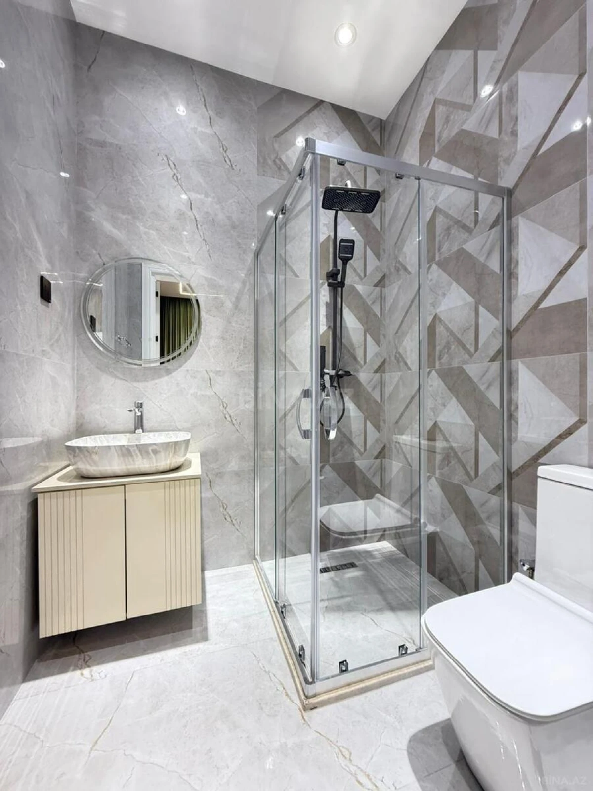 Satılır 4 otaqlı həyət evi 160 m²