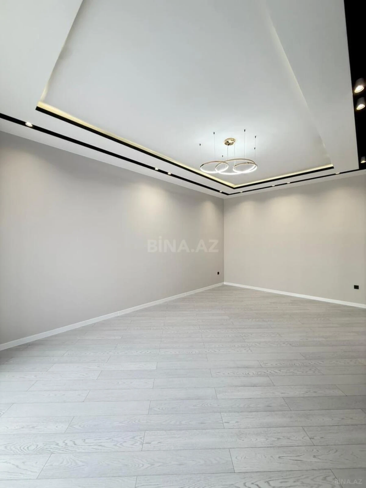 Satılır 4 otaqlı həyət evi 160 m²