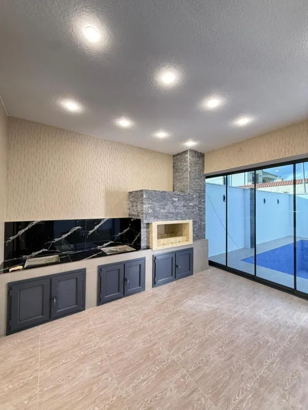 Satılır 4 otaqlı həyət evi 160 m²