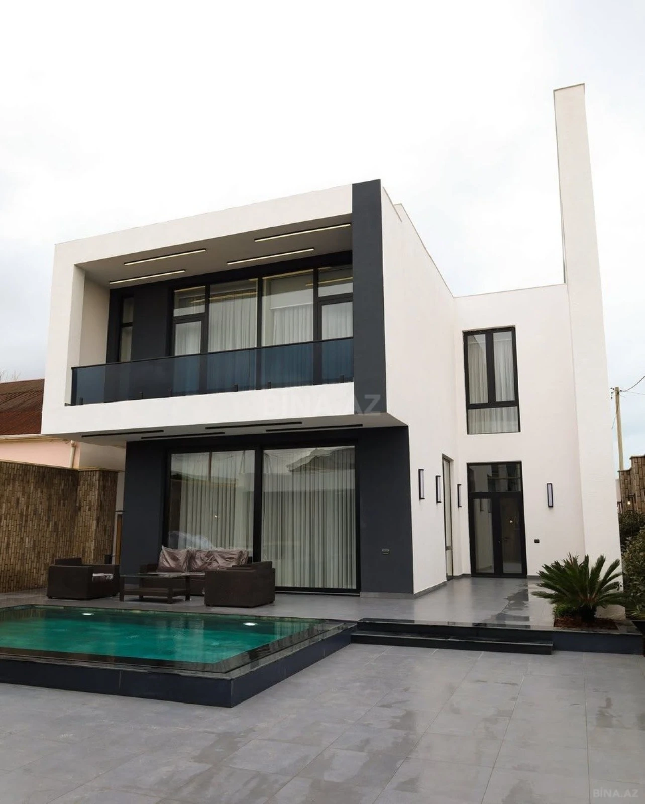 Kirayə verilir 5 otaqlı həyət evi 400 m²