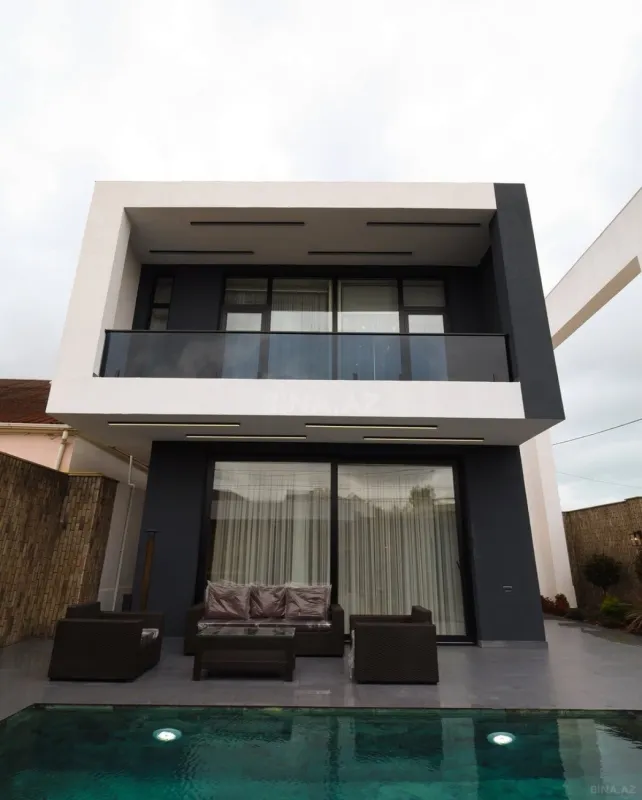 Kirayə verilir 5 otaqlı həyət evi 400 m²