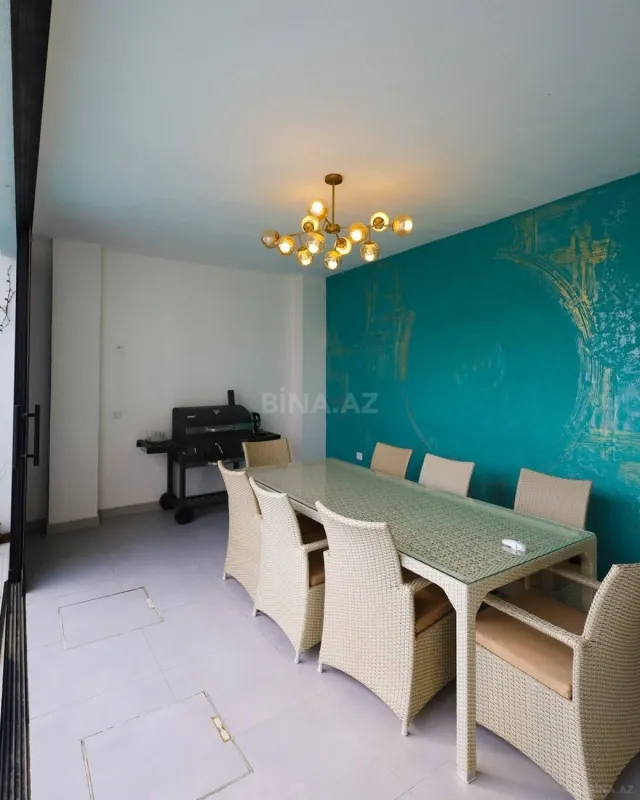 Kirayə verilir 5 otaqlı həyət evi 300 m²