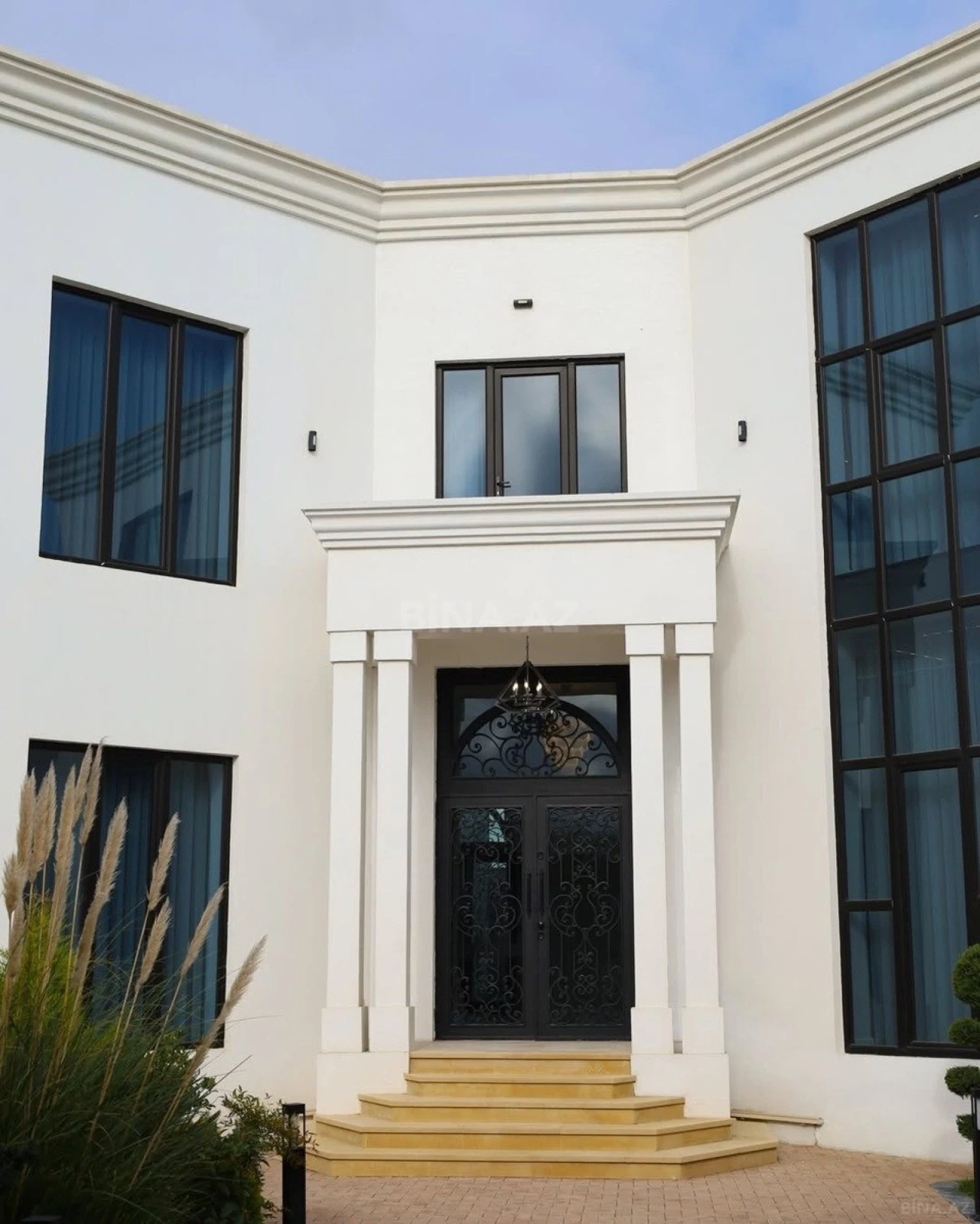 Kirayə verilir 5 otaqlı həyət evi 300 m²